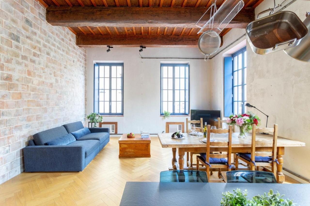 Sunny Stylish Spacious Loft In Old-Port Марсель Экстерьер фото