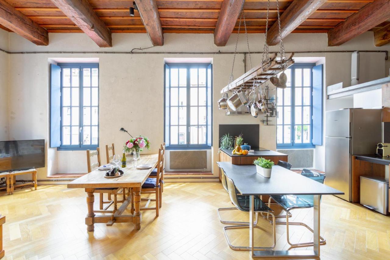 Sunny Stylish Spacious Loft In Old-Port Марсель Экстерьер фото