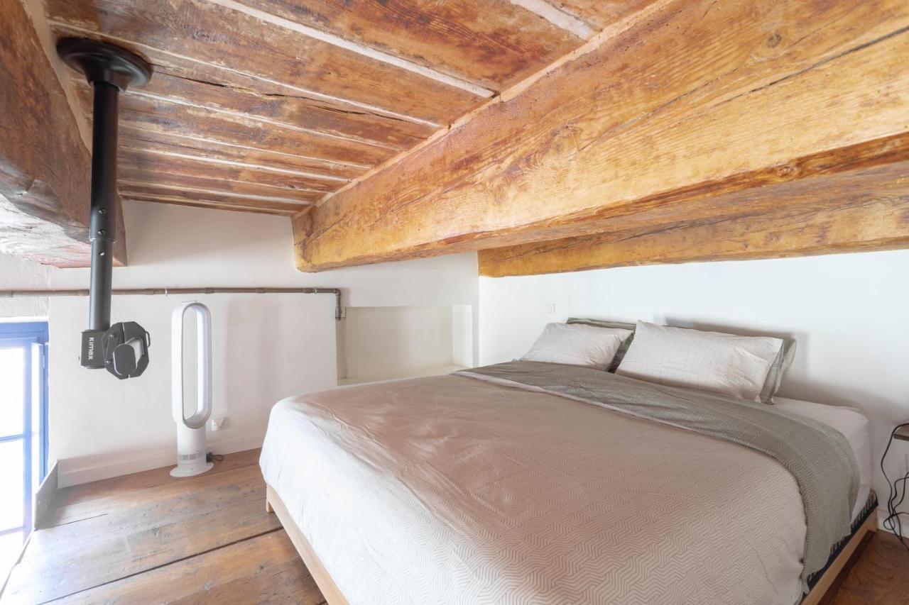 Sunny Stylish Spacious Loft In Old-Port Марсель Экстерьер фото
