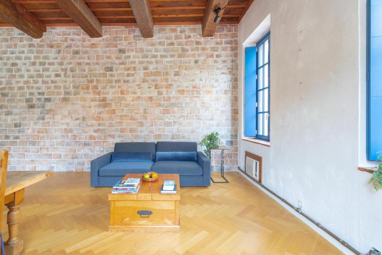 Sunny Stylish Spacious Loft In Old-Port Марсель Экстерьер фото