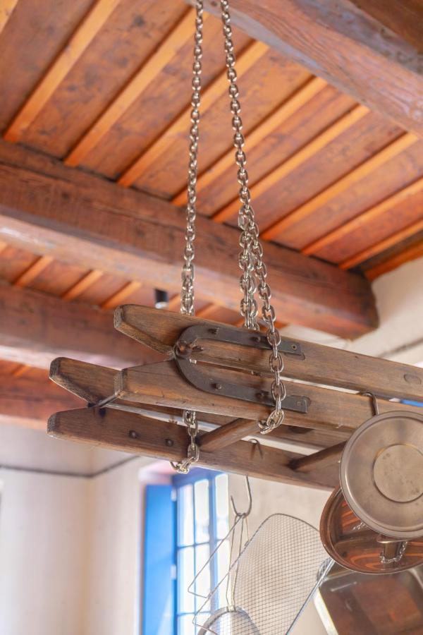 Sunny Stylish Spacious Loft In Old-Port Марсель Экстерьер фото