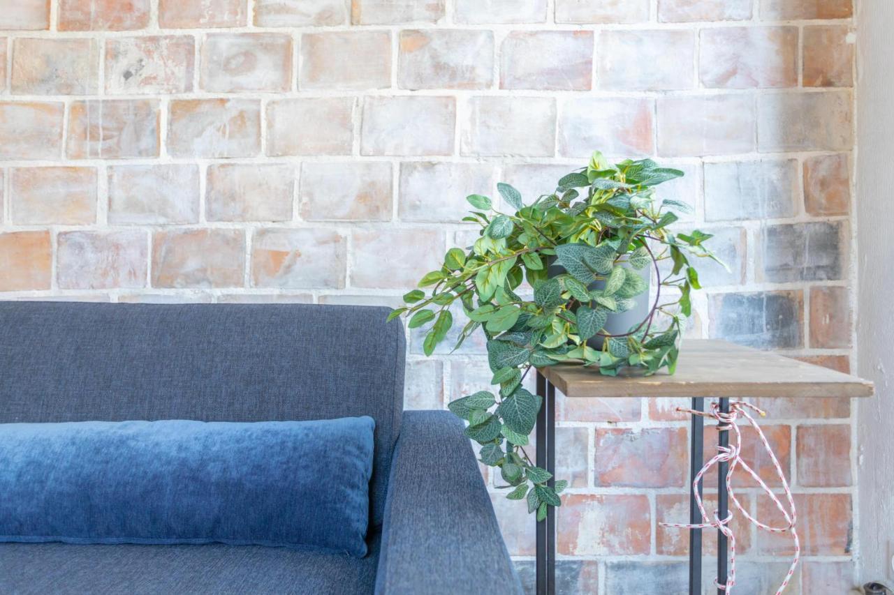 Sunny Stylish Spacious Loft In Old-Port Марсель Экстерьер фото